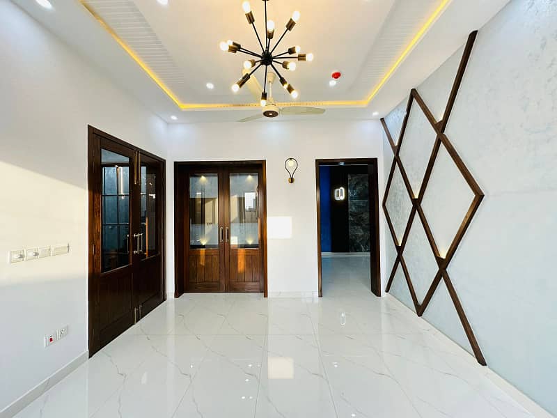 Luxury 2Knaal Sprat gate 3bed upper portion for rent in dha phase 1 0