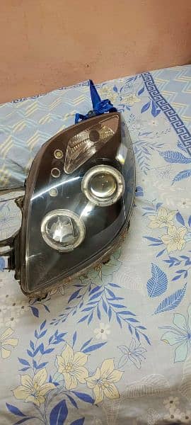 Vitz 2007
Sport head lights 3