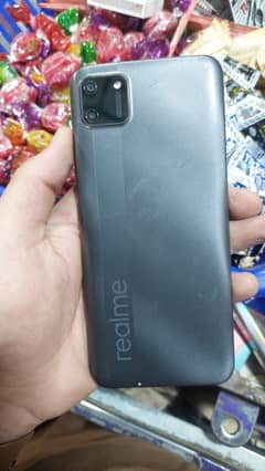 realme 2 by 32 5000 mah battry all ok sim working