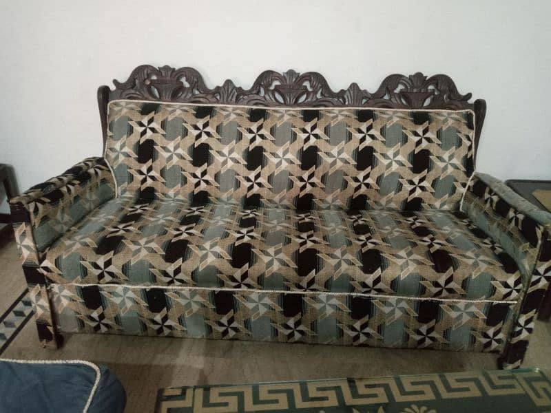 5 seater wooden poshesh sofa 0