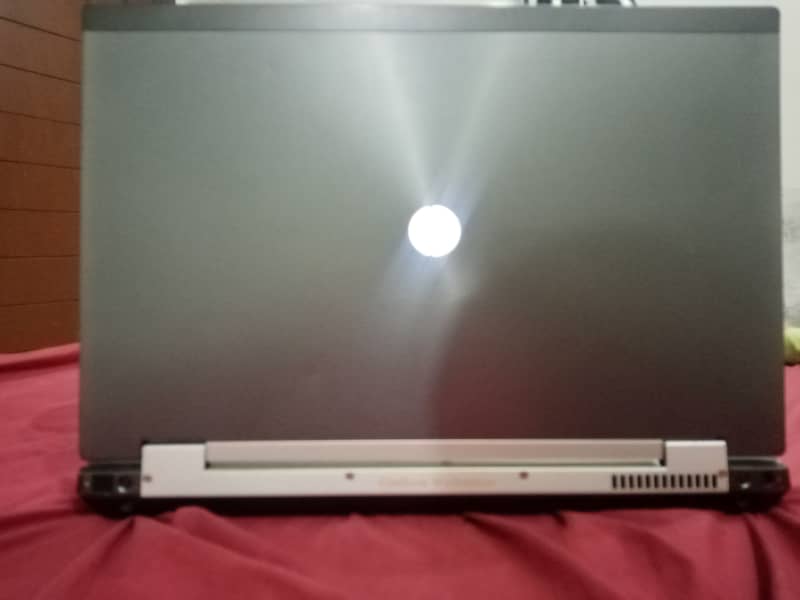 workstation laptop nvidia graphic card ssd256 500hdd 4