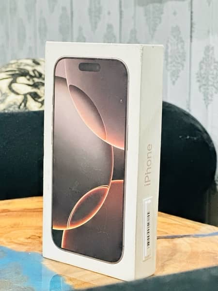 iPhone 16 Pro (256 GB) 0