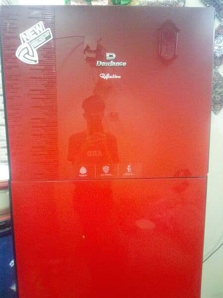 Dawlance reflection refrigerator good condition with ice cube tray 1