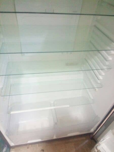 Dawlance reflection refrigerator good condition with ice cube tray 6