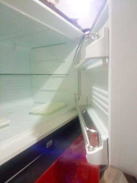 Dawlance reflection refrigerator good condition with ice cube tray 12