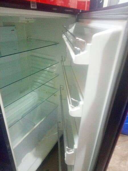 Dawlance reflection refrigerator good condition with ice cube tray 14