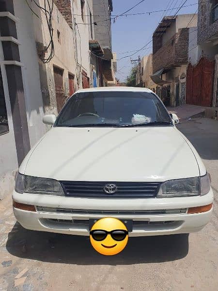 Toyota Corolla XE 2001 1