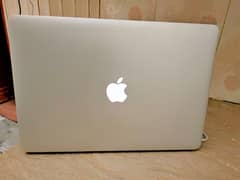 Macbook Pro i7 Mid 2014 4GB graphic Special Edition