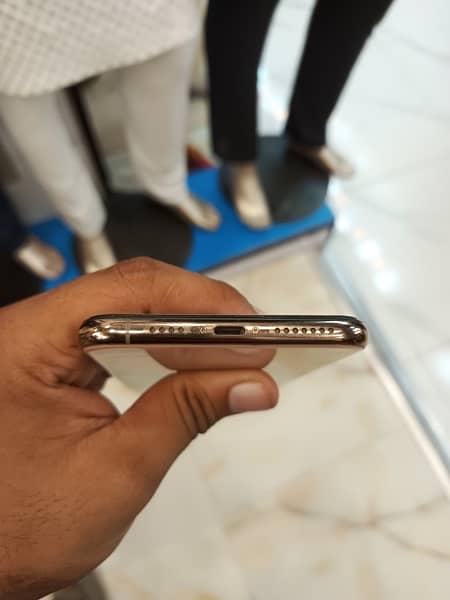 IPhone XS Max PTA approved 5