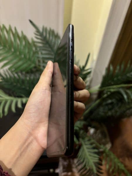 ONE PLUS 9 12/256 GB 4