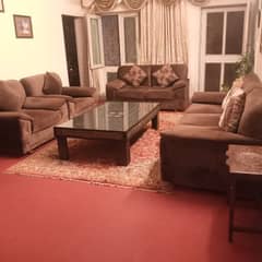 7 Seater sofa set in velvet