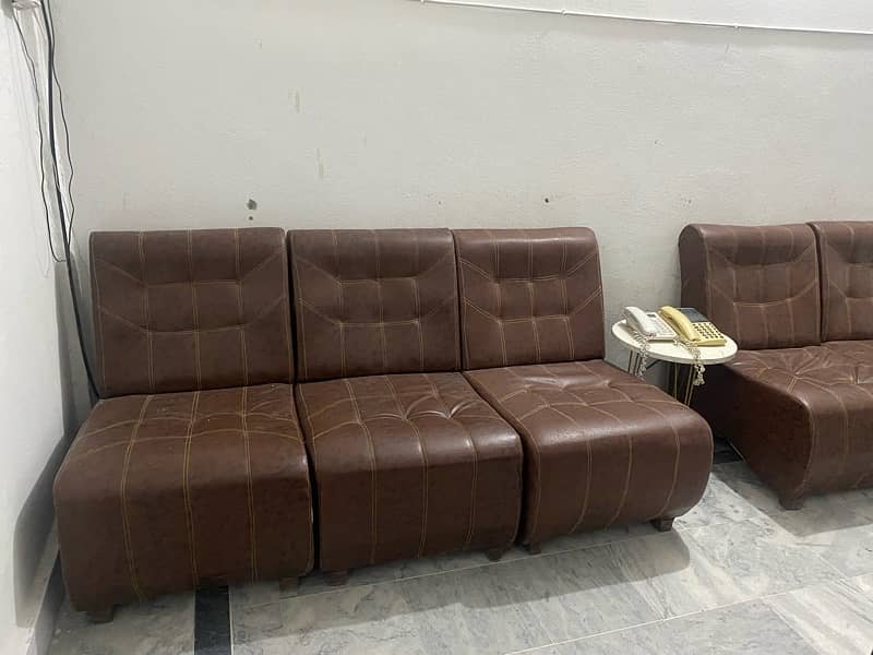 Office sofa in a mint Condition 6 Sofas 0