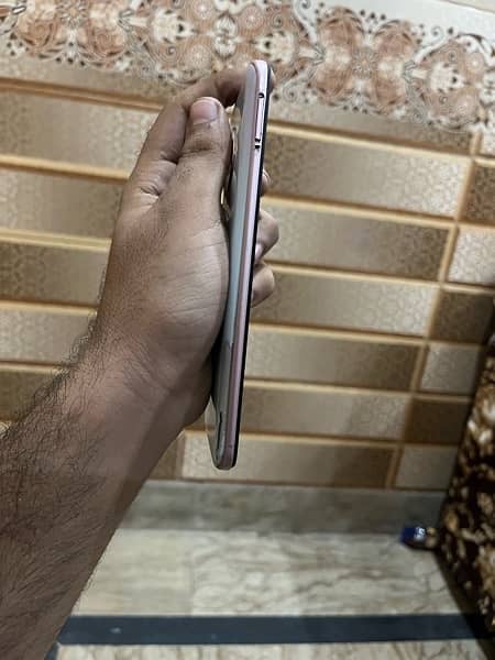 vivo s1 pro urgent for sale 3