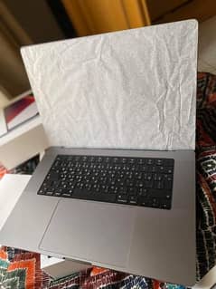 MACBOOK PRO 2019 CORE i9 for sale