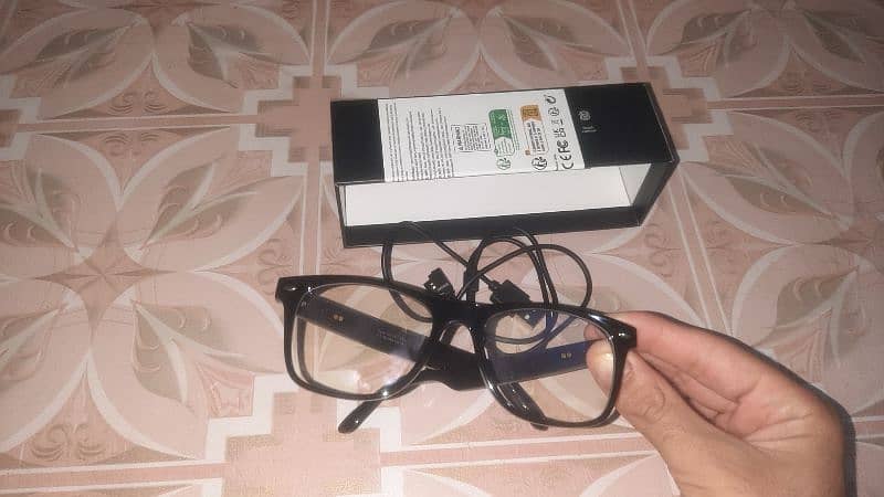 eyes glasses Bluetooth 5