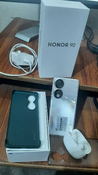 Honor 90 1