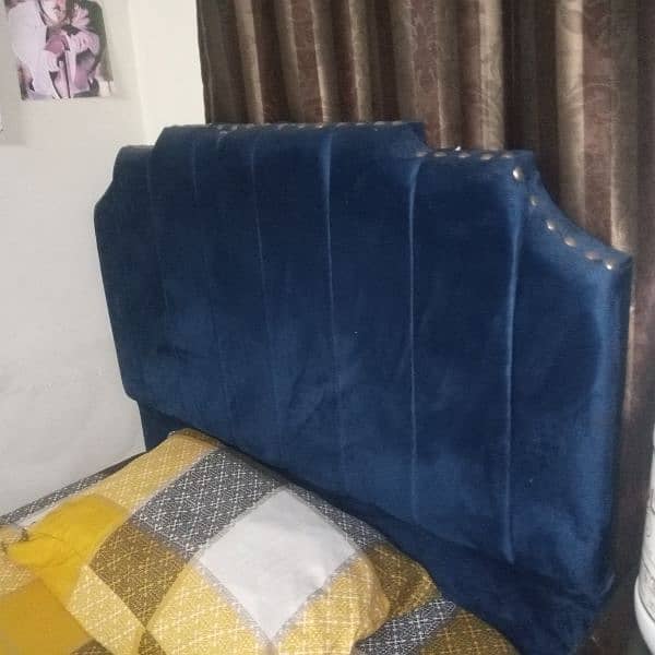 Two single cushion bed 3