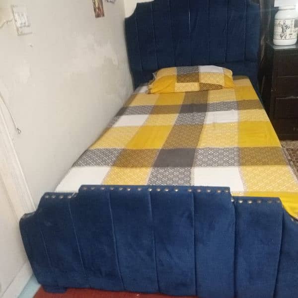 Two single cushion bed 5