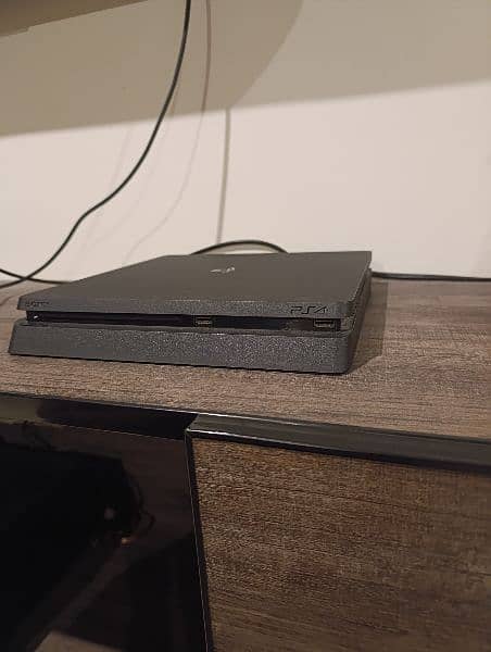 PS4 500GB 3