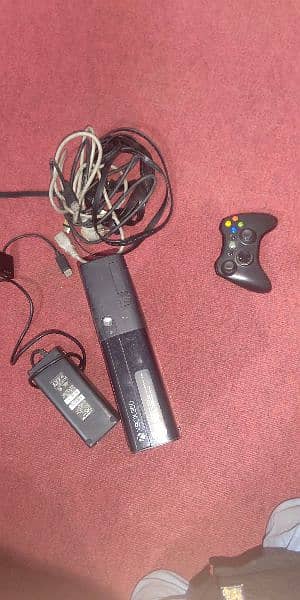 Xbox 360E 4Gb For sale With Original Wireless Controller & Box 1