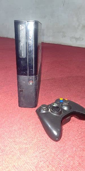 Xbox 360E 4Gb For sale With Original Wireless Controller & Box 5