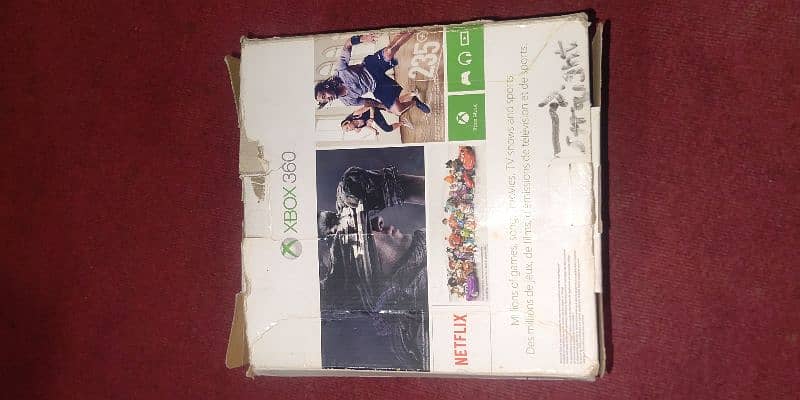 Xbox 360E 4Gb For sale With Original Wireless Controller & Box 6