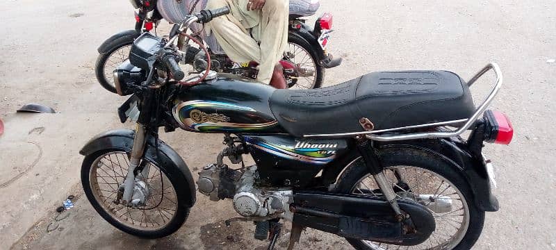 yamaha Dhoom 70cc 3