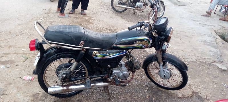 yamaha Dhoom 70cc 9