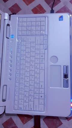 fujitso i5 1gan 4gb 320hdd