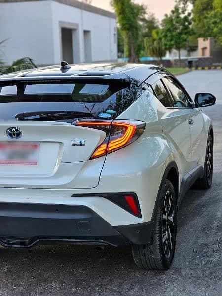 Toyota C-HR 2018 2