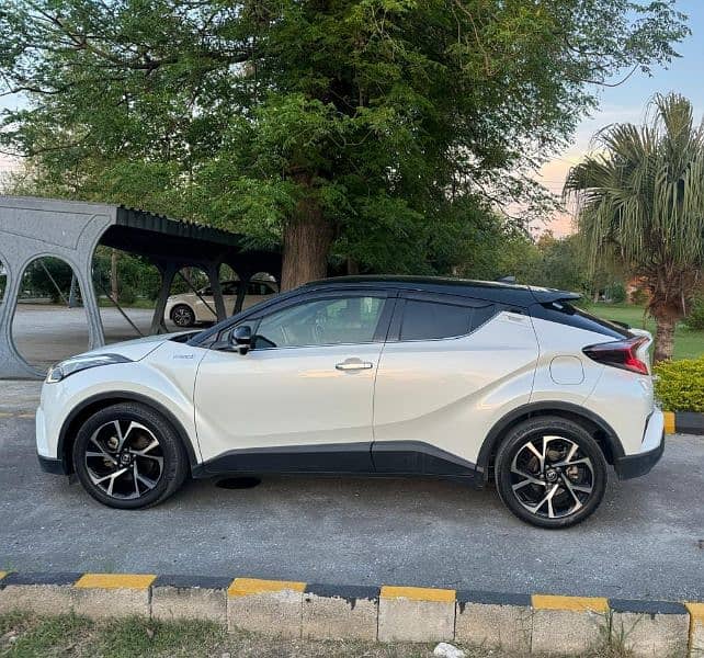 Toyota C-HR 2018 12