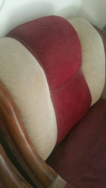 5 seater sofa set for urgent sale 1