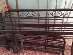 6x6 Iron Bed