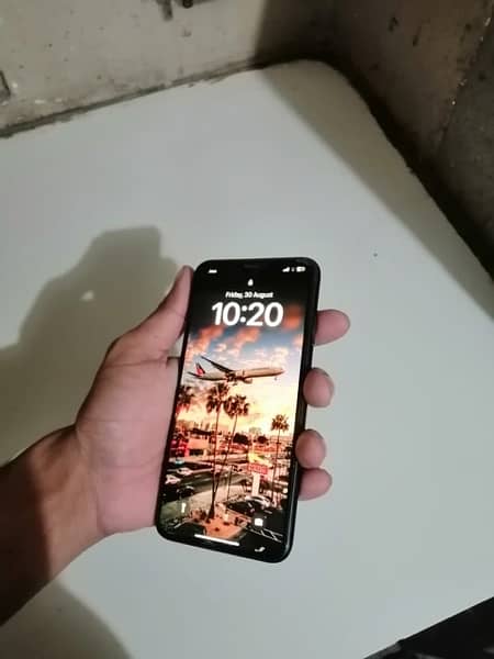 iphone xs max 1