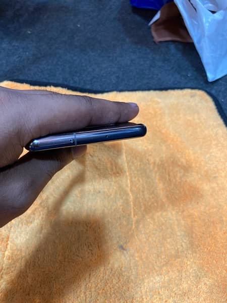 Samsung s10+ pin dot  0/3/2/0/0/5/1/8/6/8/6 5