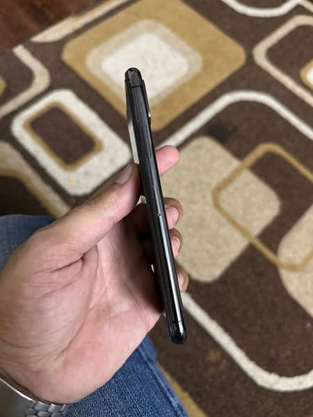 Iphone x 64gb (exchange possibel) andriod phone 1