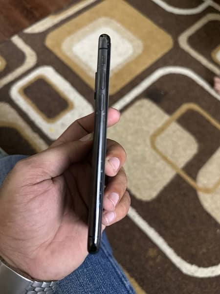 Iphone x 64gb (exchange possibel) andriod phone 2