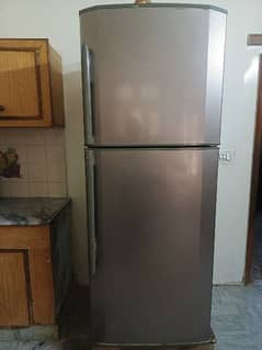 haier full size fridge for sale in reasonable price 0