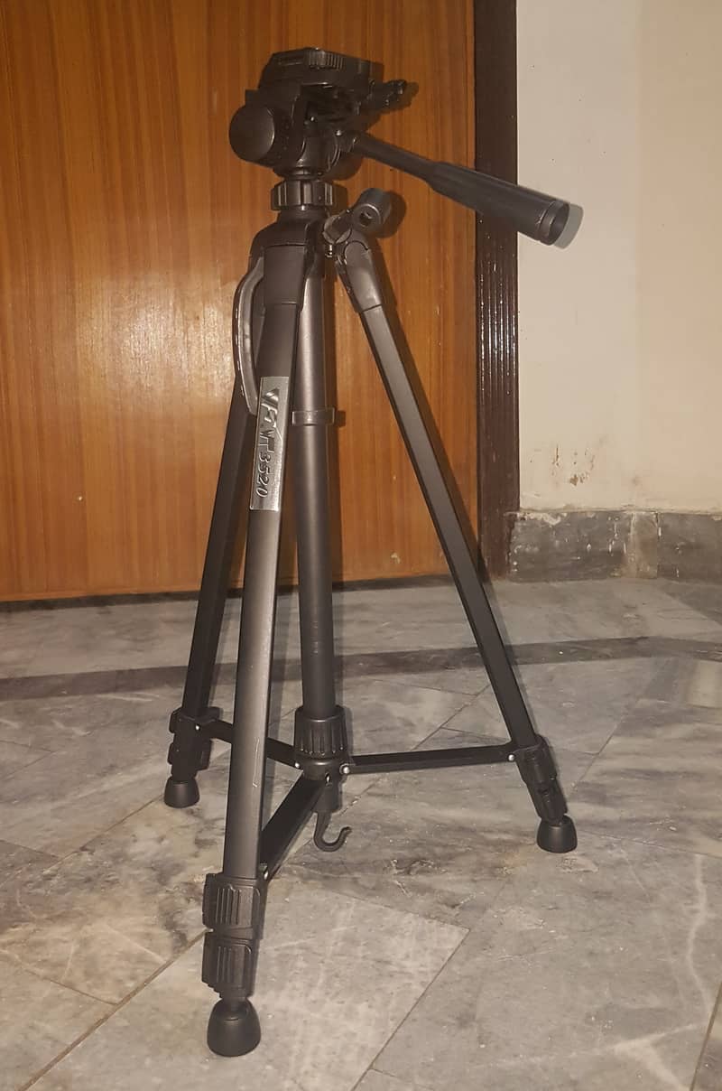 3520 High quality large tripod stand for mobile and camera 1