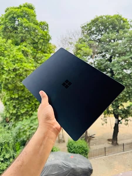 Microsoft Surface Laptop 3 1