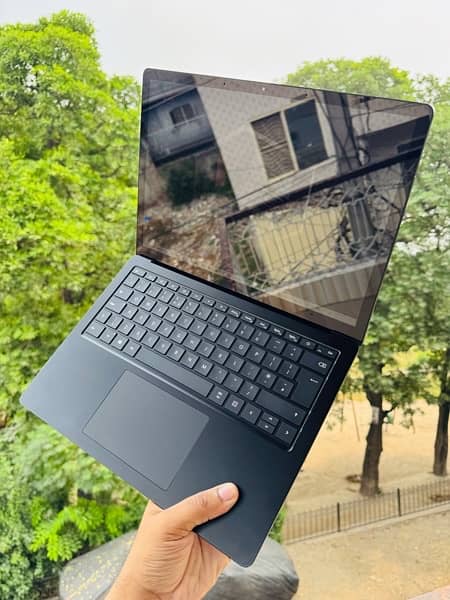 Microsoft Surface Laptop 3 11