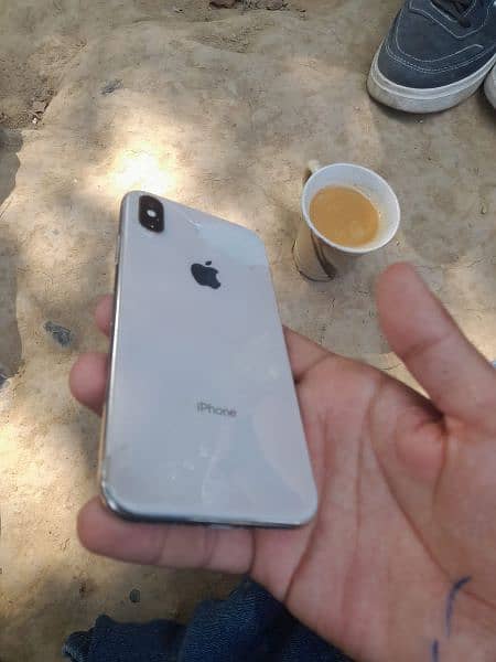 Iphone X 256gb  non pta bypass 9/10 condition 1