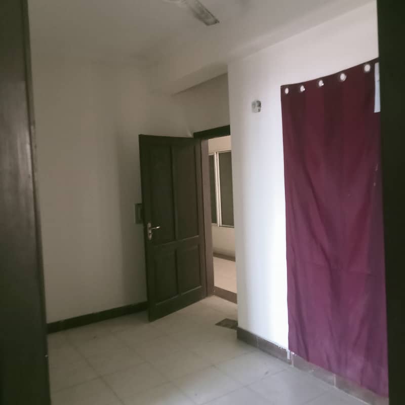 2 Bedroom flat for sale in G-15 Markaz Islamabad 2