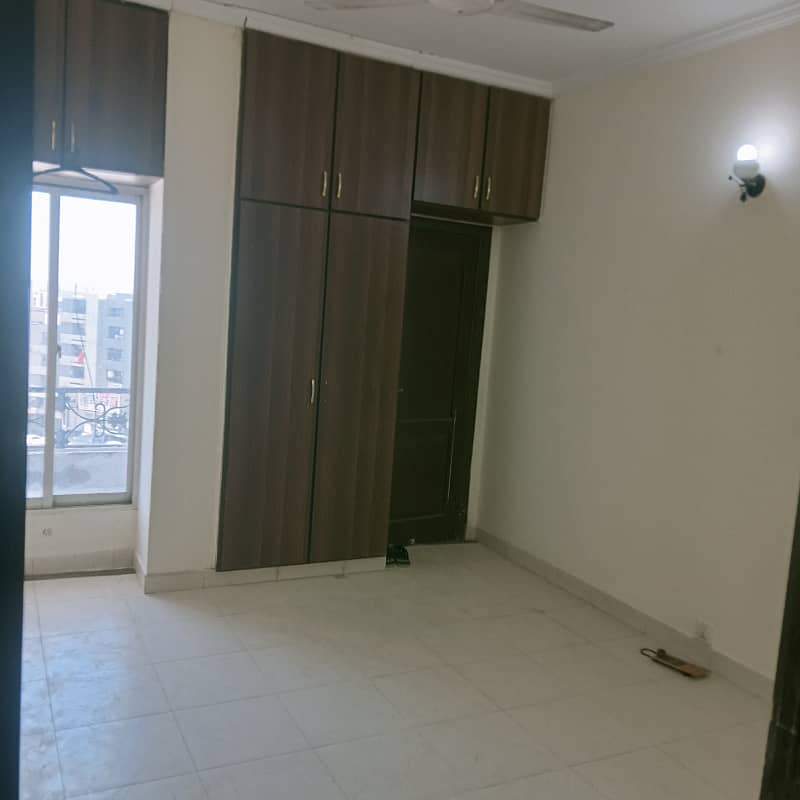 2 Bedroom flat for sale in G-15 Markaz Islamabad 4