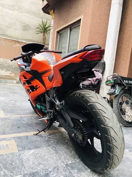 kawa saki ninja250 cc bike all documents  clear and lahore nmbr 0