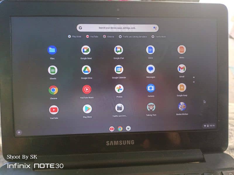 Chrome OS Android Laptop 1