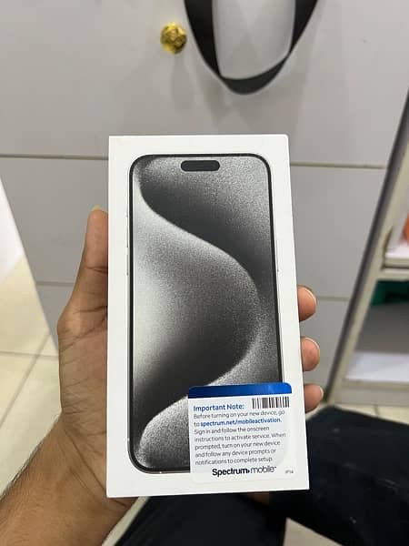 Iphone 15 pro Max JV 256 GB white Titanium 1