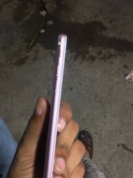 Iphone 7 Pta approved 32 gb 3