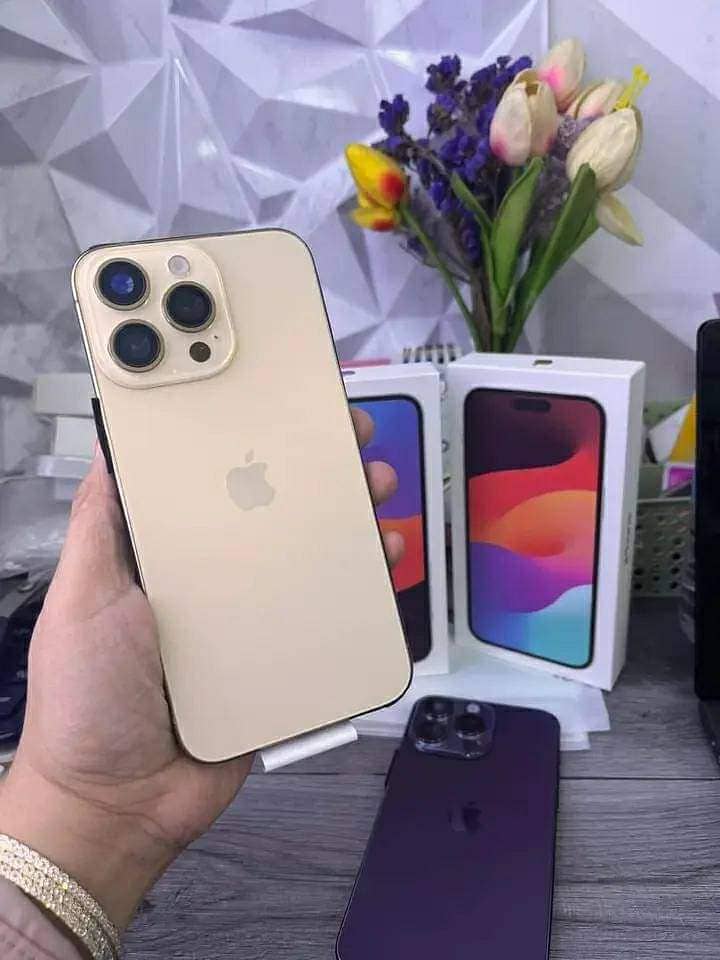 IPHONE  15 pro max Mobile 3