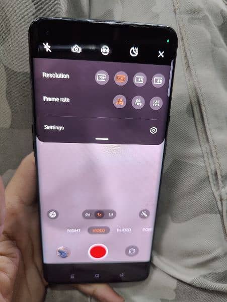 OnePlus 9pro 12GB ram 256GB minor shade on display condition new hai 1